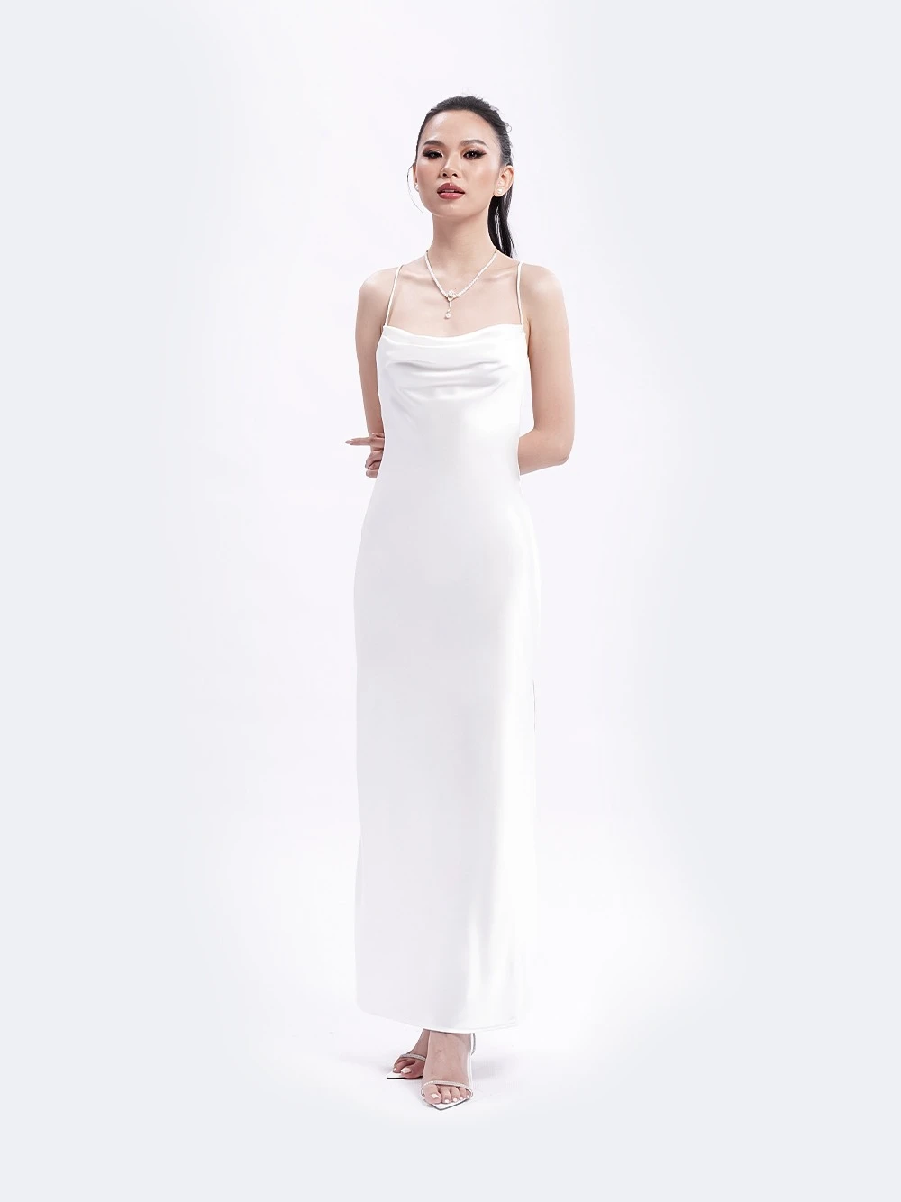 Đầm lụa buộc dây sau lưng Adela Dress – Lụa Là, màu trắng – ảnh 16