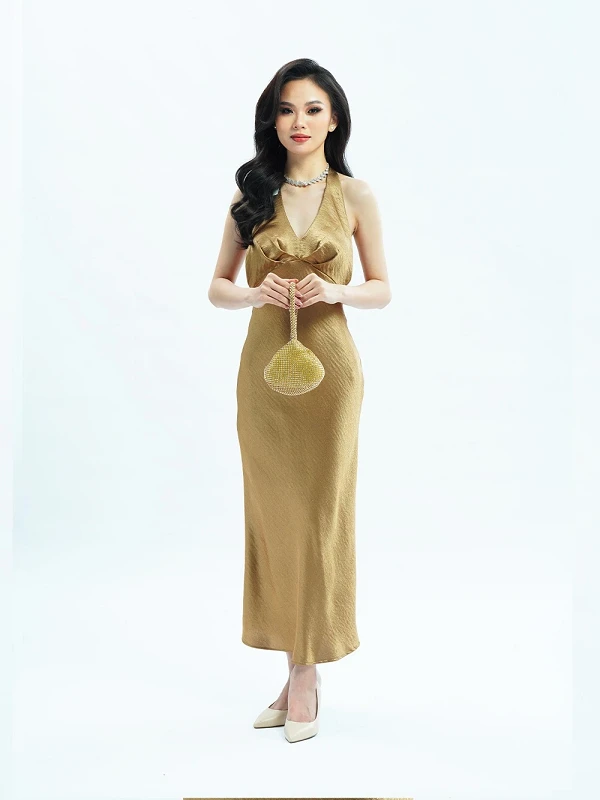 Đầm lụa cổ yếm dáng dài Charlotte Dress – Lụa Là
