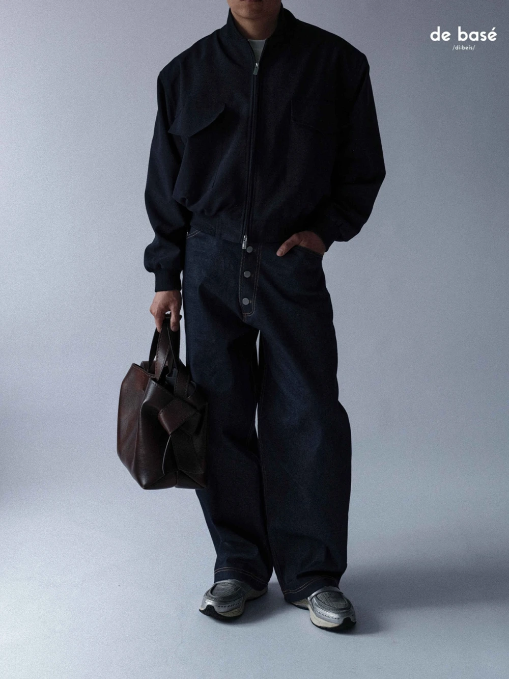 Áo Khoác Bomber Kaki JACKET 01 - Áo Khoác Bomber Kaki – De Basé, màu đen – ảnh 4