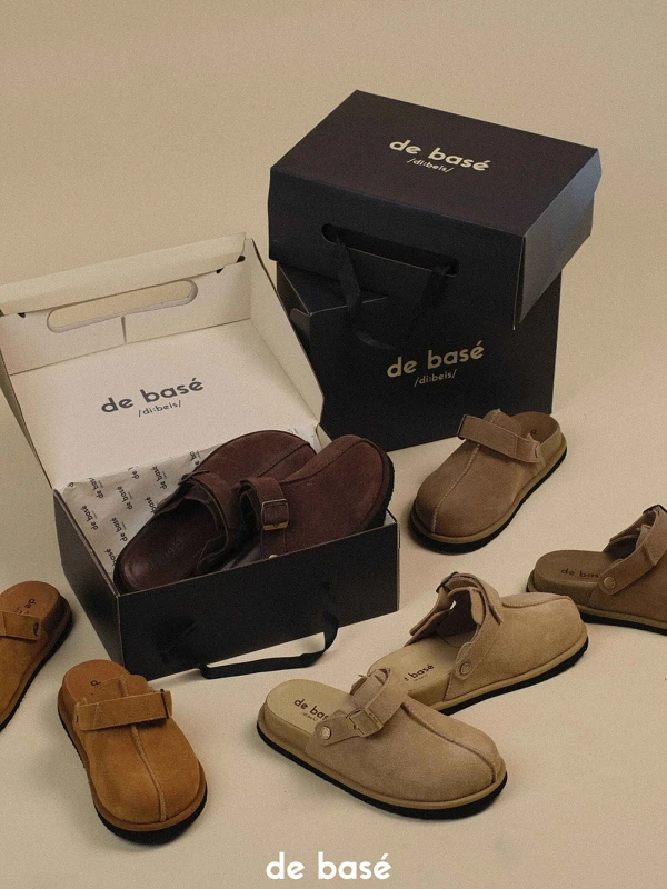 Dép Quai Cài Da Lộn Dép Quai Cài Da Lộn - De Basé Buckle Mulé – De Basé