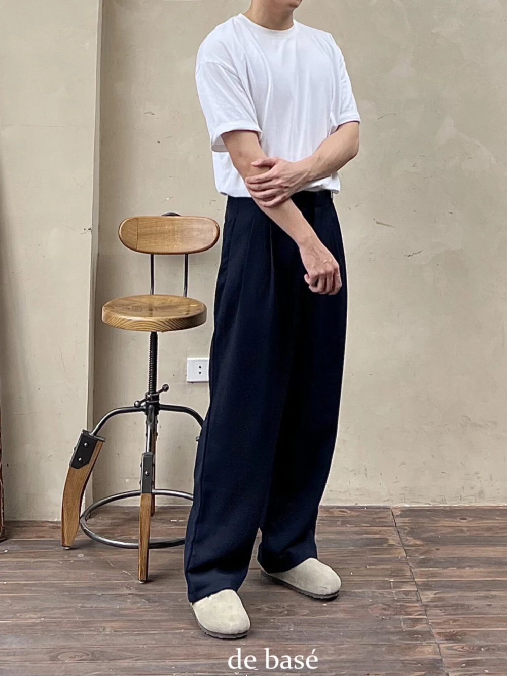 Quần Xuông Ống Rộng CLASSY Wide Leg Pants - Quần Xuông Ống Rộng – De Basé, màu xanh navy – ảnh 4