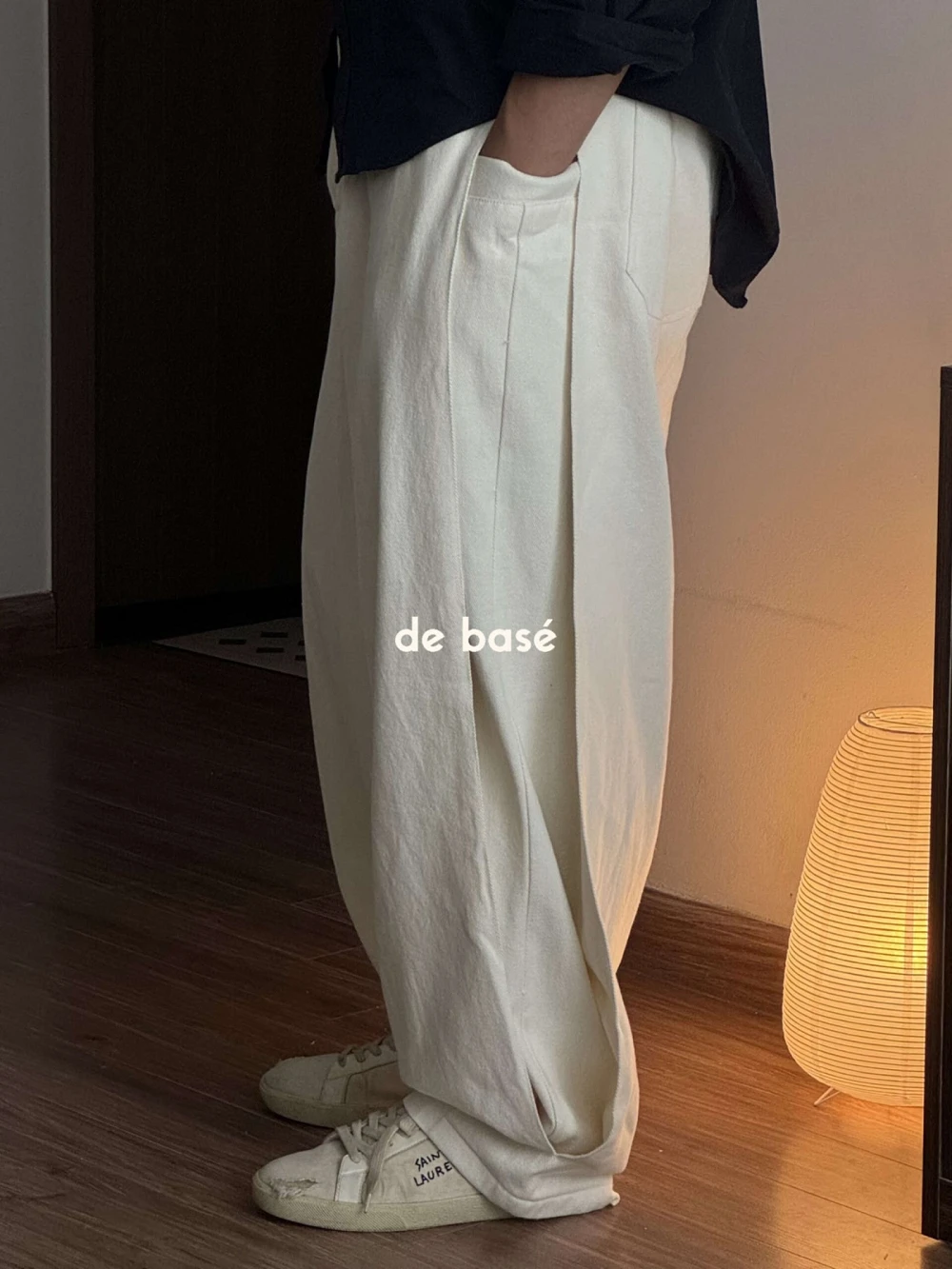 Quần KAKI Ống Rộng Xếp Li Sườn BOLD Wide-leg Kaki Pants - Quần KAKI Ống Rộng Xếp Li Sườn – De Basé, màu kem – ảnh 3