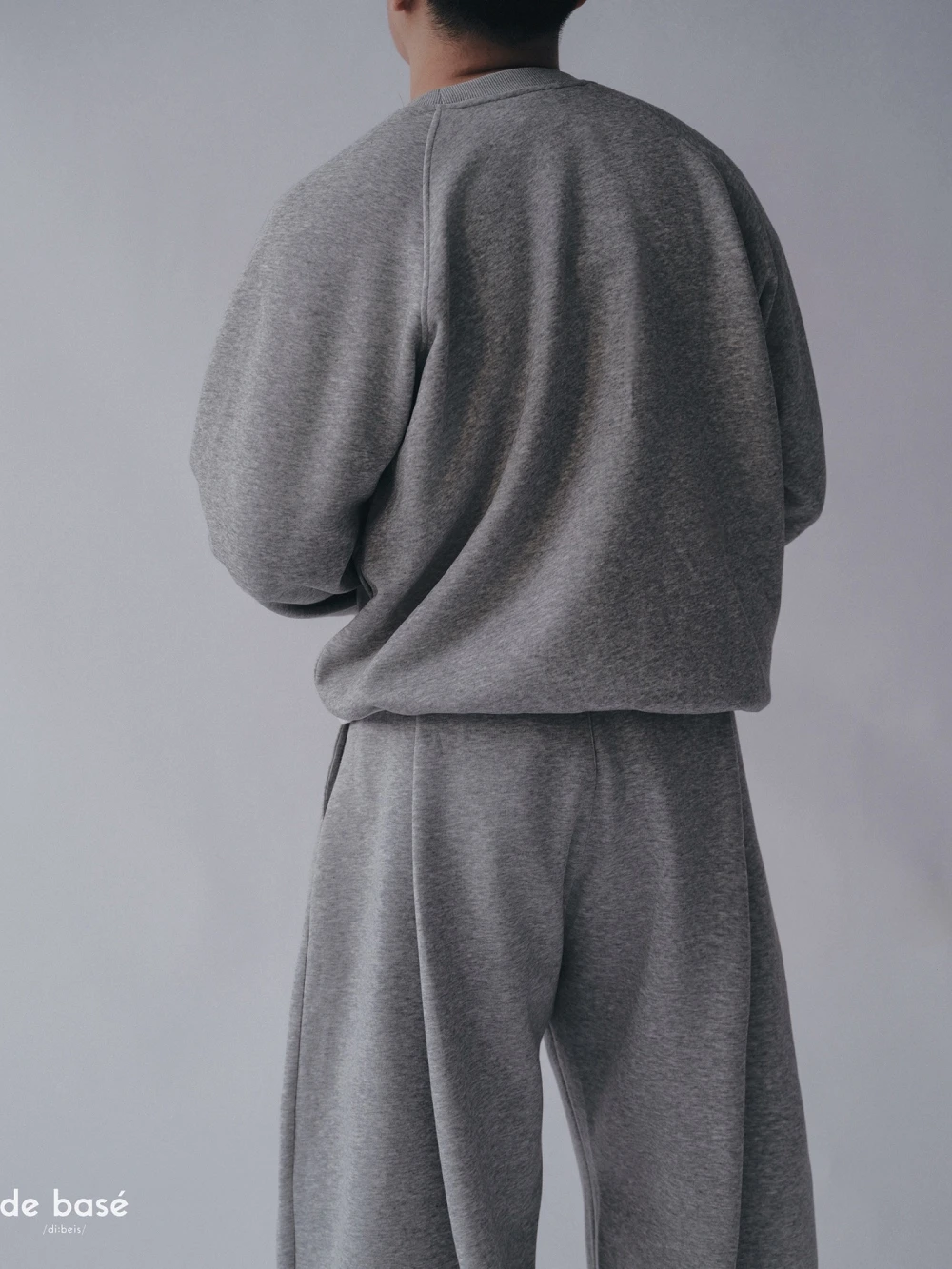 Áo Nỉ 2 Da Tay Raglan Thêu Logo Ngực SWEATSHIRT 01 - Áo Nỉ 2 Da Tay Raglan Thêu Logo Ngực – De Basé, màu xám – ảnh 5