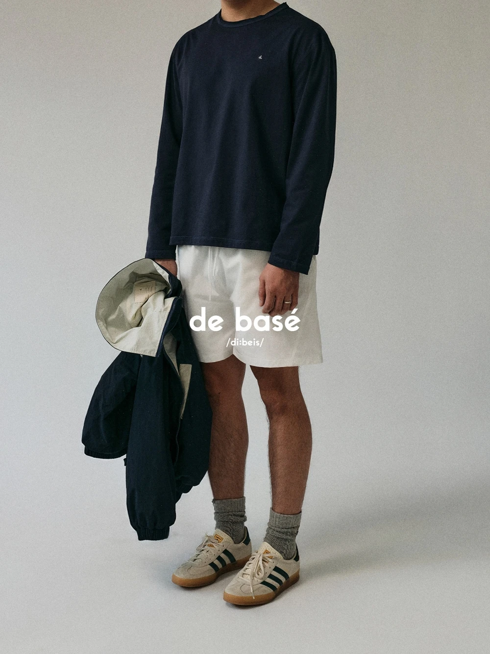 Áo Phông Dài Tay Cổ Rách LONG SLEEVE 04 - Áo Phông Dài Tay Cổ Rách – De Basé, màu đen – ảnh 2