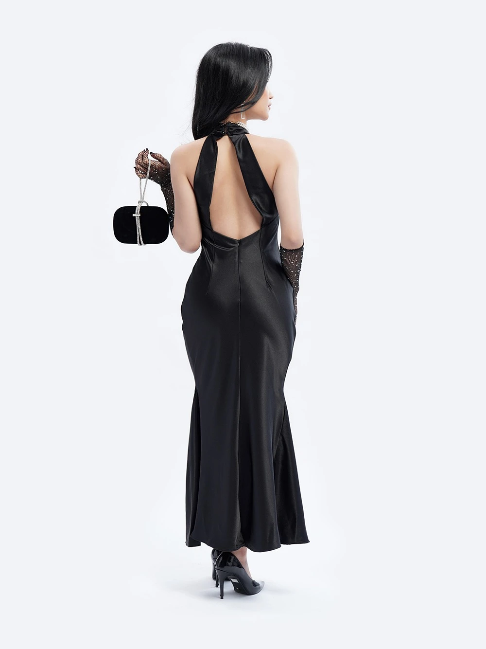 Đầm suông cổ lọ đuôi cá Demeter Dress – Lụa Là, màu đen – ảnh 3