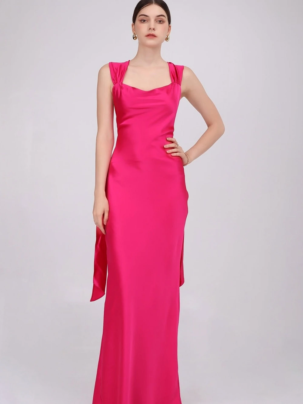 Đầm lụa cổ vuông bản dây to, dáng dài Fiona Dress – Lụa Là, màu hồng sen