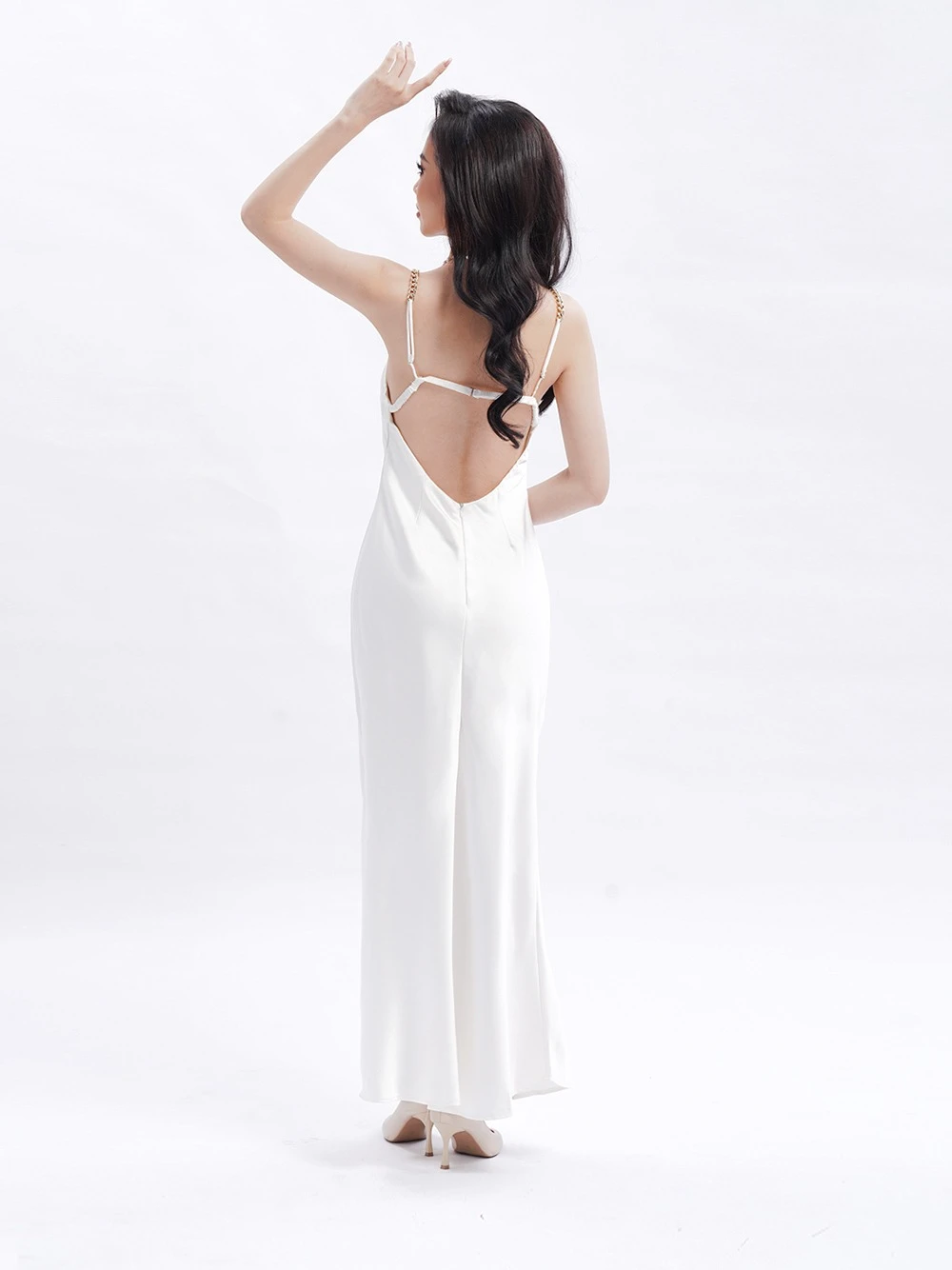Đầm hai dây phối dây kim loại Hercule Dress – Lụa Là, màu trắng – ảnh 6