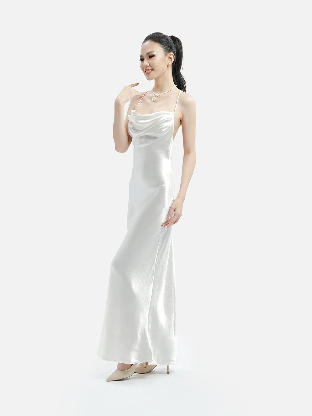 Đầm hai dây cổ yếm Lyra Dress – Lụa Là, màu trắng – ảnh 6