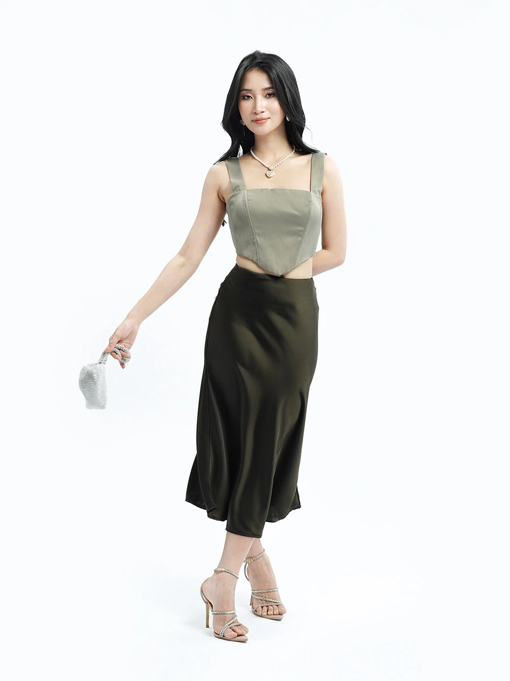 Chân váy lụa midi dáng dài qua gối Menaly Skirt – Lụa Là, màu xanh nhớt – ảnh 25