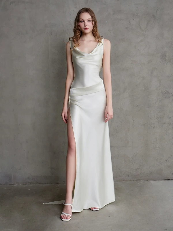Đầm lụa cổ đổ xẻ tà, hoa hồng lụa sau lưng Rosalie Dress – Lụa Là